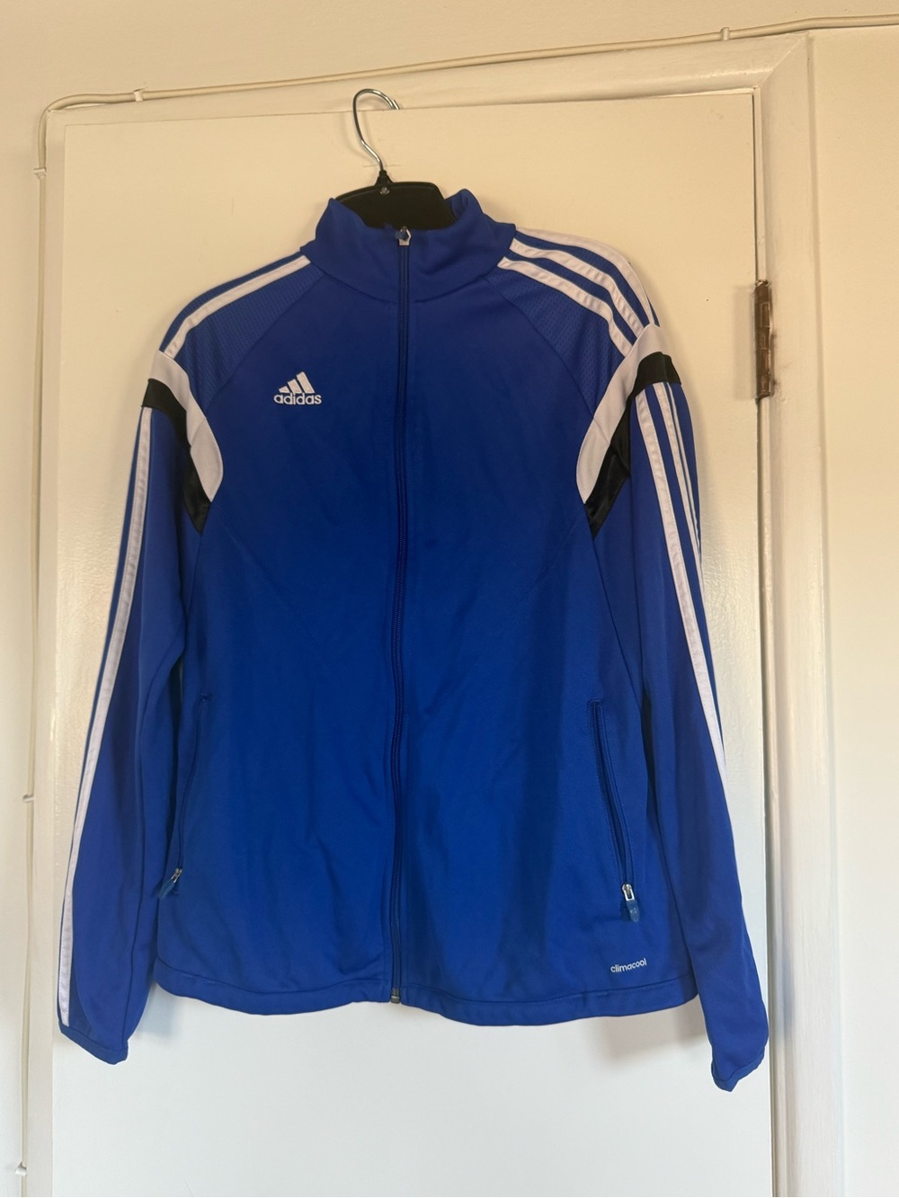 Adidas Kid’s M or Women’s S Blue Full-Zip Track Jacket with zip pockets